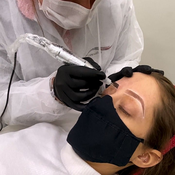 Design de Sobrancelhas